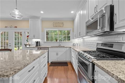 348 Gringley Hill Rd, Fort Mill, SC 29708 photo 5