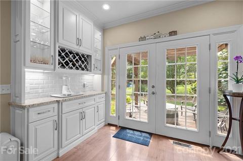 348 Gringley Hill Rd, Fort Mill, SC 29708 photo 8