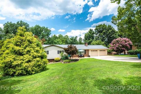 331 Skyline Rd, Hickory, NC 28601 photo 2