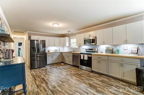 1007 Daniel Dr, Stanley, NC 28164 photo 10