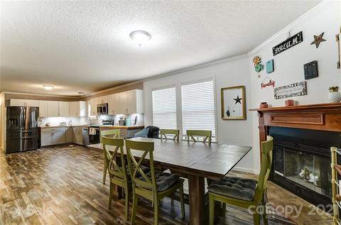 1007 Daniel Dr, Stanley, NC 28164 photo 9