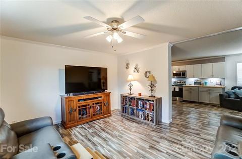 1007 Daniel Dr, Stanley, NC 28164 photo 6