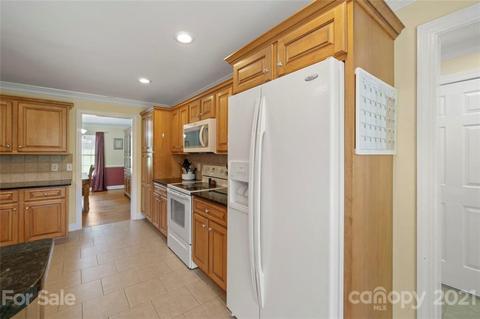 988 Perth Rd, Troutman, NC 28166 photo 8
