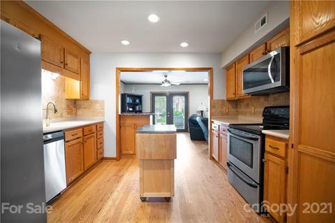 16704 Spinnaker Ln, Cornelius, NC 28031 photo 12