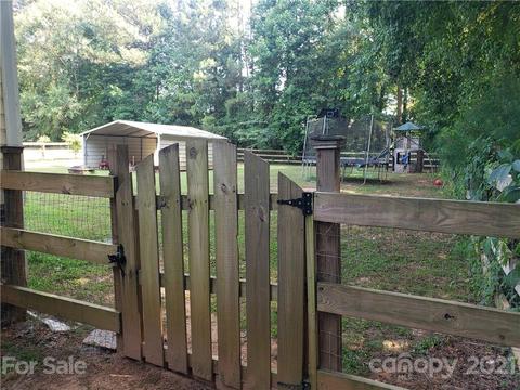 102 Doree Ln, Crouse, NC 28033 photo 17