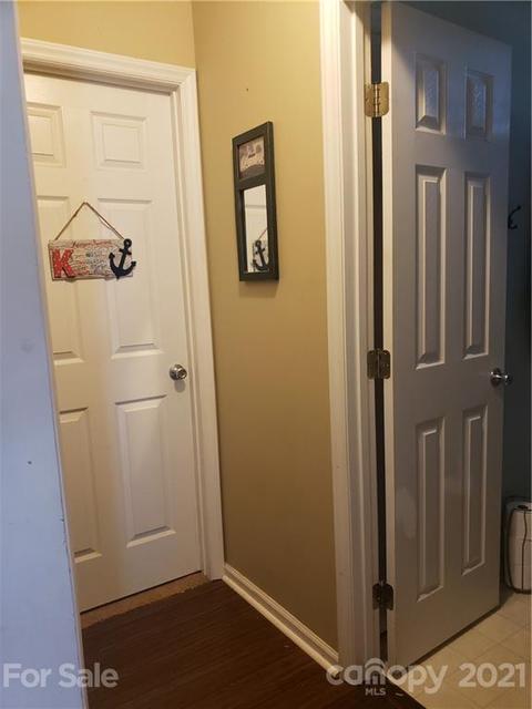 102 Doree Ln, Crouse, NC 28033 photo 4