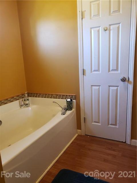 102 Doree Ln, Crouse, NC 28033 photo 15