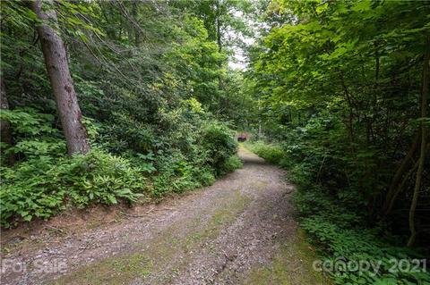 17 Fairview Pointe Dr, Fairview, NC 28730 photo 3