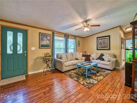 485 Loop Rd, Clyde, NC 28721 photo 2