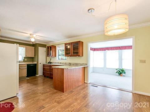 62 Resada Dr, Brevard, NC 28712 photo 8