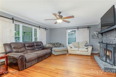 68 4th St, Cramerton, NC 28032 photo 7