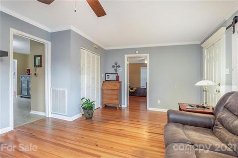 68 4th St, Cramerton, NC 28032 photo 9