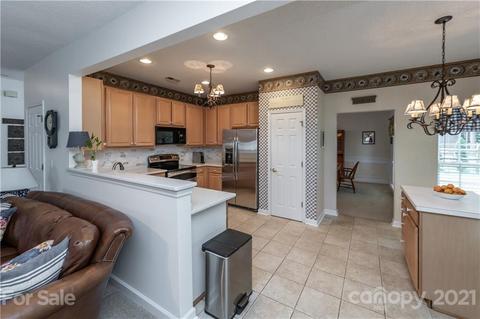 851 Knightsbridge Rd, Fort Mill, SC 29708 photo 8