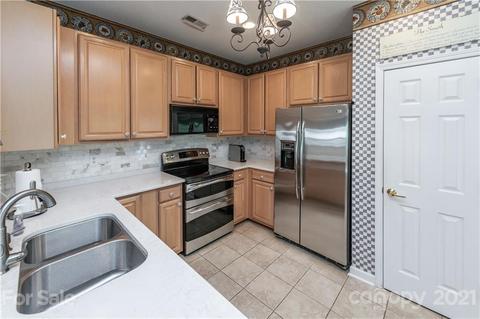 851 Knightsbridge Rd, Fort Mill, SC 29708 photo 10