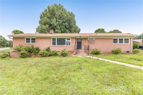 1301 Sycamore St, Monroe, NC 28112 photo 1
