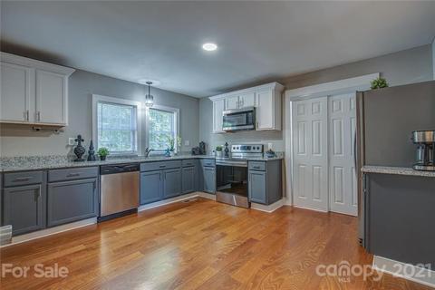 28 Second St, Cramerton, NC 28032 photo 10