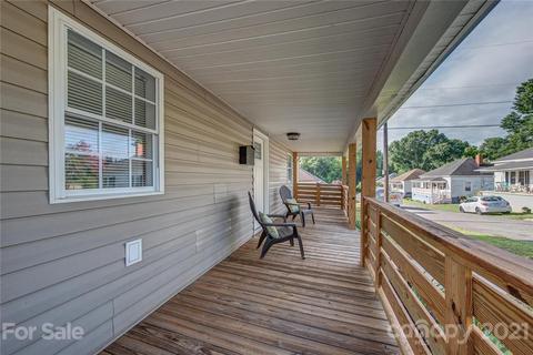 28 Second St, Cramerton, NC 28032 photo 4
