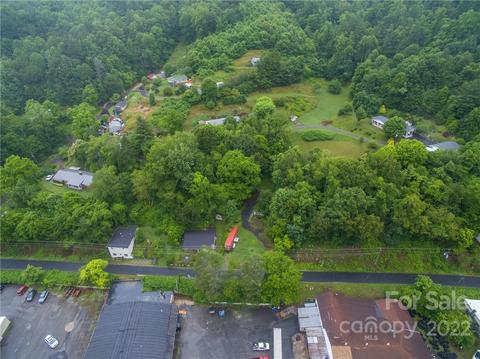 155 Elm St, Spruce Pine, NC 28777 photo 3