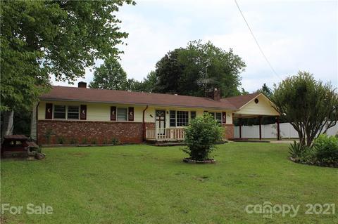 2605 Coxe Rd, Tryon, NC 28782 photo 1