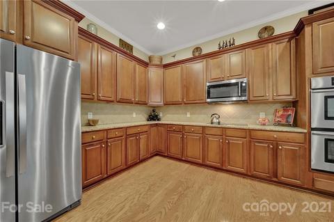 392 Windell Dr, Fort Mill, SC 29708 photo 11