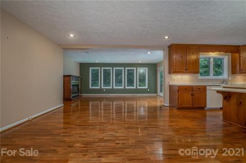 5 Greenbriar Ave, Flat Rock, NC 28731 photo 14