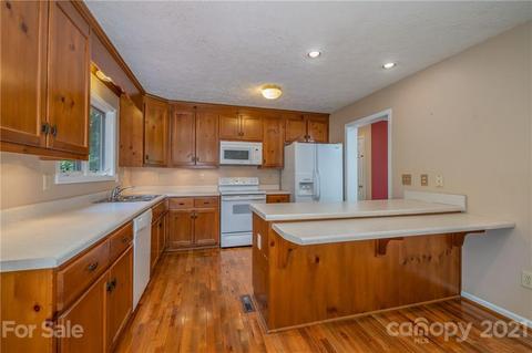 5 Greenbriar Ave, Flat Rock, NC 28731 photo 11