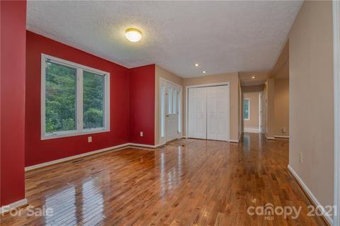 5 Greenbriar Ave, Flat Rock, NC 28731 photo 9
