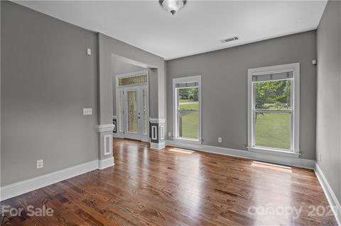 1054 Madras Ct, Davidson, NC 28036 photo 10