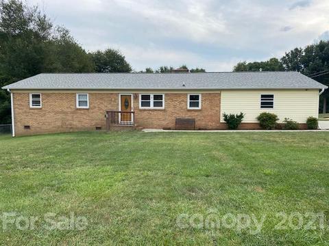 4734 Wilburn Dr, Conover, NC 28613 photo 1