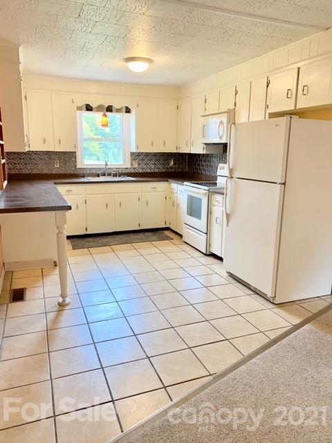 4734 Wilburn Dr, Conover, NC 28613 photo 21