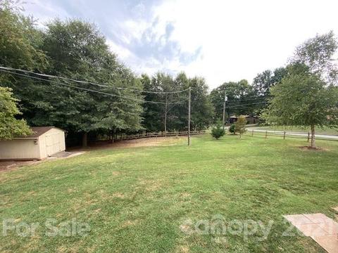 4734 Wilburn Dr, Conover, NC 28613 photo 13