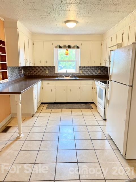 4734 Wilburn Dr, Conover, NC 28613 photo 22