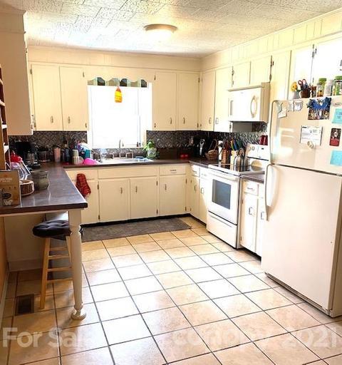4734 Wilburn Dr, Conover, NC 28613 photo 19
