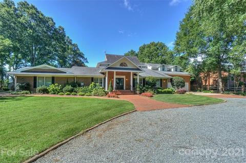 17828 Largo Pl, Cornelius, NC 28031 photo 3