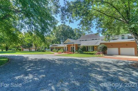 17828 Largo Pl, Cornelius, NC 28031 photo 4