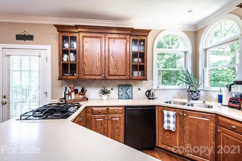 6188 Willowbottom Rd, Hickory, NC 28602 photo 13