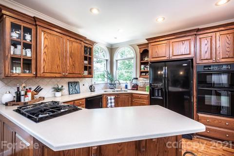 6188 Willowbottom Rd, Hickory, NC 28602 photo 17
