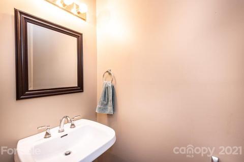 6188 Willowbottom Rd, Hickory, NC 28602 photo 39