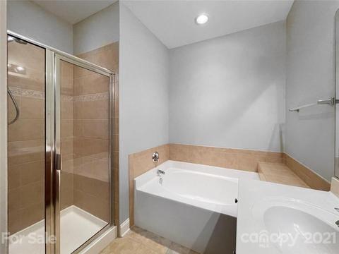 8667 Edinburgh Square Dr, Cornelius, NC 28031 photo 12