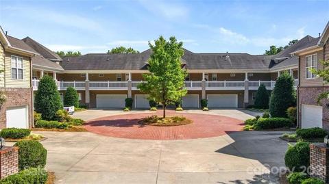 8667 Edinburgh Square Dr, Cornelius, NC 28031 photo 1