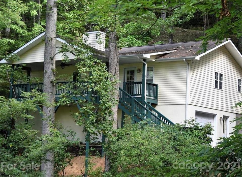  184 Greenview Dr, Maggie Valley, NC 28751 photo 1