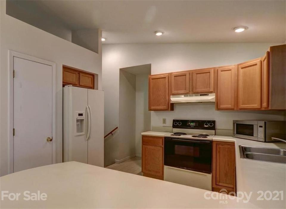  184 Greenview Dr, Maggie Valley, NC 28751 photo 12