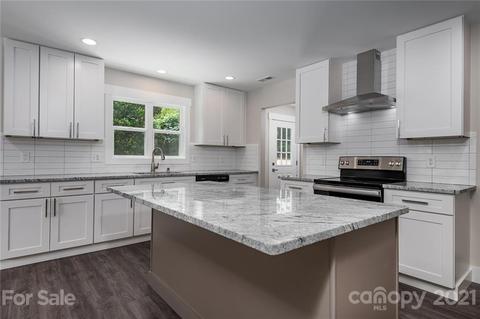 2429 Robinson Rd, Newton, NC 28658 photo 14