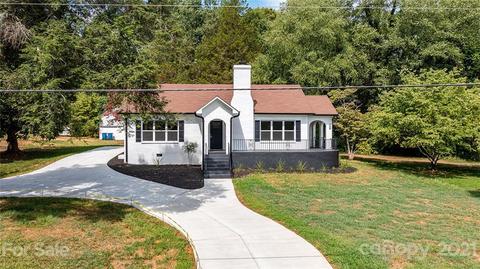 2429 Robinson Rd, Newton, NC 28658 photo 2