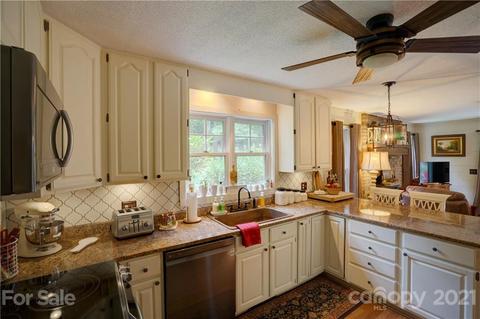 118 Winnipeg Ln, Sylva, NC 28779 photo 18