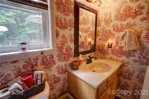 118 Winnipeg Ln, Sylva, NC 28779 photo 29