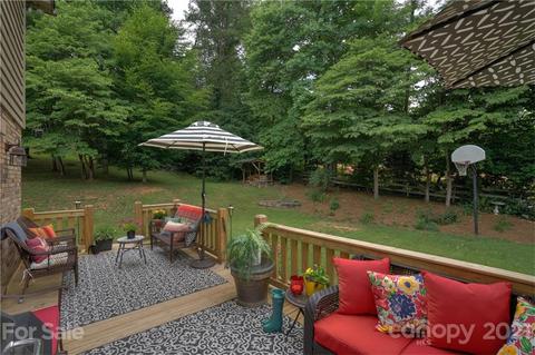 118 Winnipeg Ln, Sylva, NC 28779 photo 8