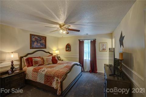 118 Winnipeg Ln, Sylva, NC 28779 photo 22