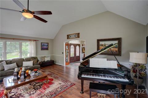 118 Winnipeg Ln, Sylva, NC 28779 photo 14