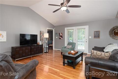 474 Pine Forest Ct, Vale, NC 28168 photo 10